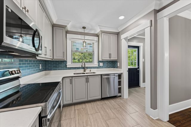 324 Willow Hts, Clarksville, TN 37040