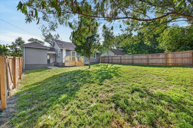 324 Willow Hts, Clarksville, TN 37040