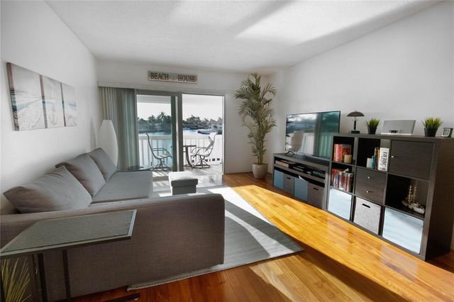 750 Pine Drive 11, Pompano Beach, FL 33060