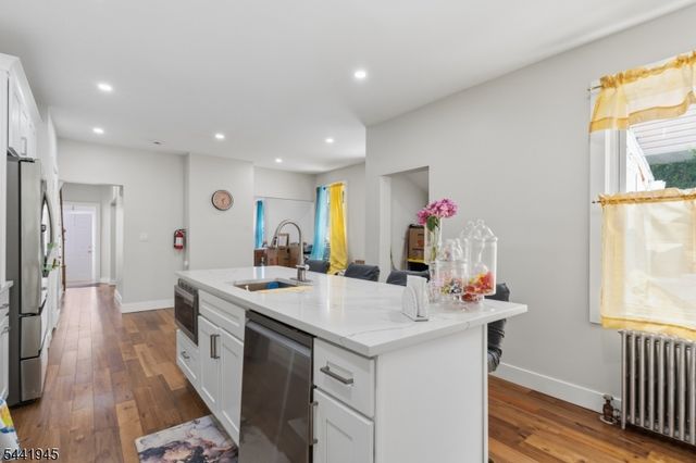 169 Oakwood Pl, City Of Orange Twp., NJ 07050