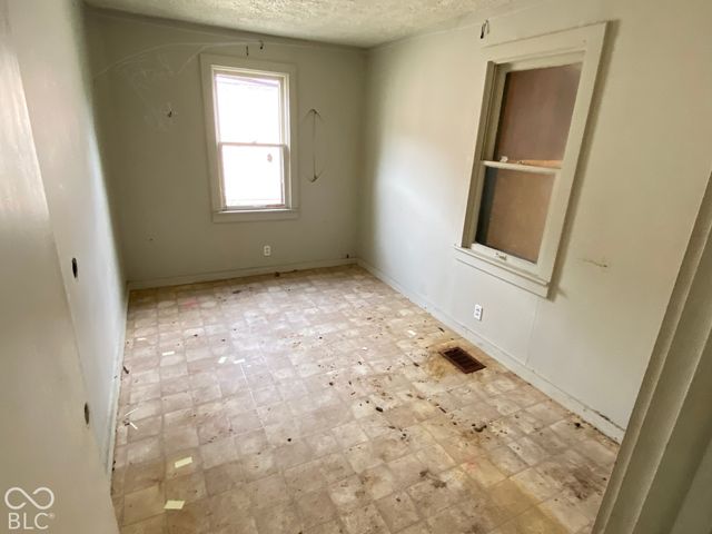 2161 N Dequincy Street, Indianapolis, IN 46218