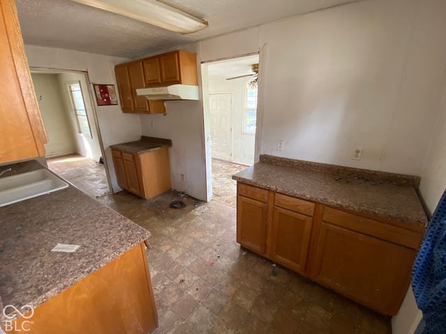 2161 N Dequincy Street, Indianapolis, IN 46218