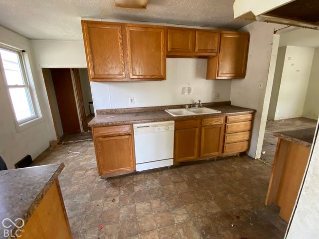 2161 N Dequincy Street, Indianapolis, IN 46218
