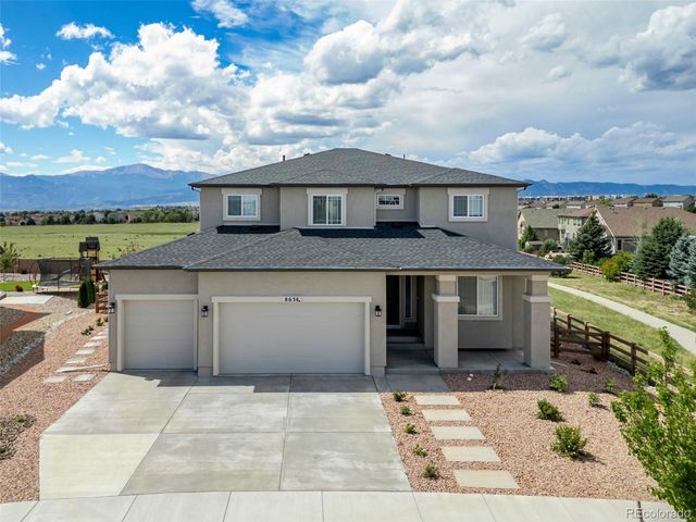 8636 Country Creek Trl, Colorado Springs, CO 80924