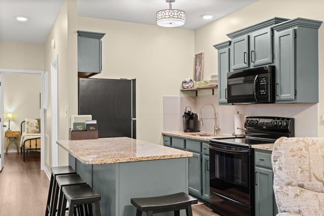 388 Notch Lane A, Reeds Spring, MO 65737