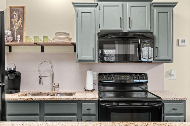 388 Notch Lane A, Reeds Spring, MO 65737