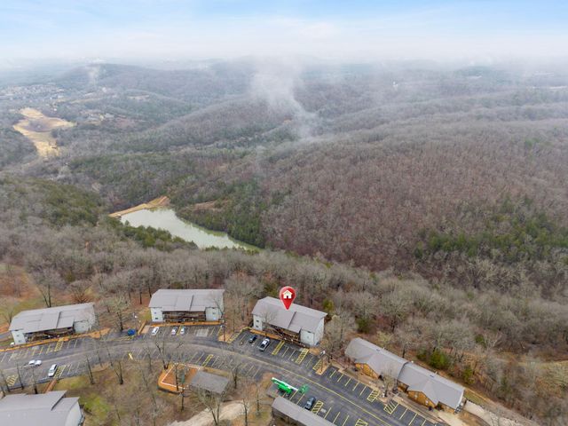 388 Notch Lane A, Reeds Spring, MO 65737