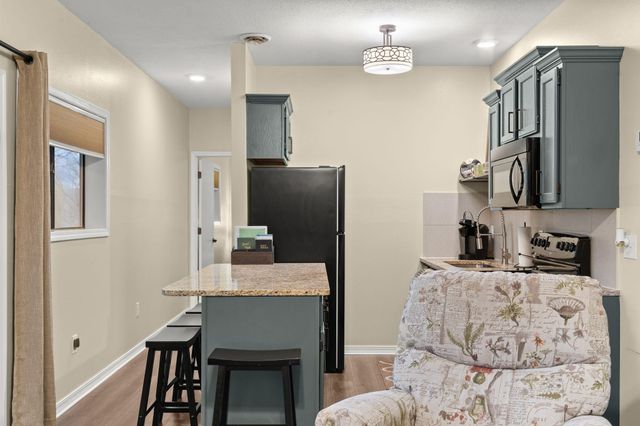 388 Notch Lane A, Reeds Spring, MO 65737