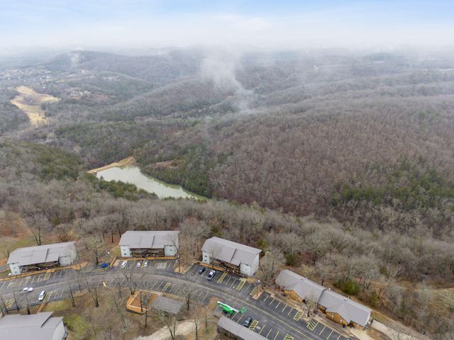 388 Notch Lane A, Reeds Spring, MO 65737