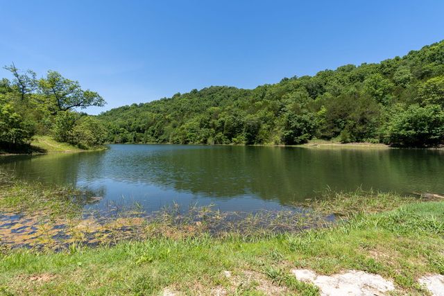 388 Notch Lane A, Reeds Spring, MO 65737