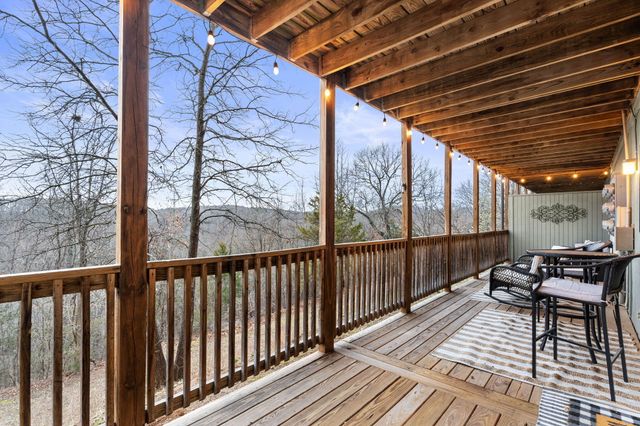 388 Notch Lane A, Reeds Spring, MO 65737