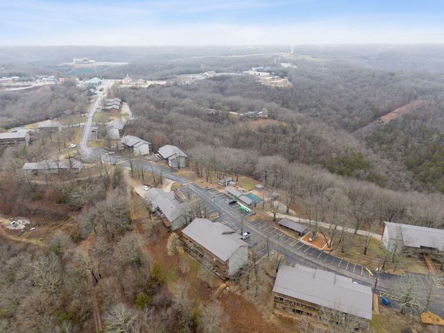 388 Notch Lane A, Reeds Spring, MO 65737