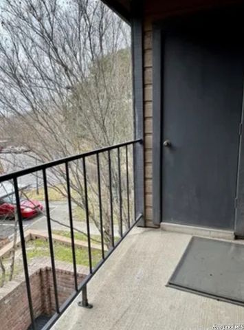 4803 Hamilton Wolfe Rd Apt 810, San Antonio, TX 78240