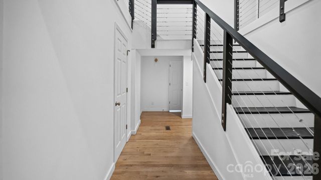 102 FALLS Street, Morganton, NC 28655