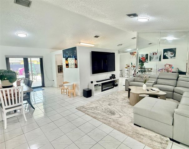 11216 SW 166th Terrace, Miami, FL 33157