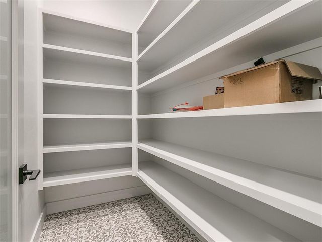 4501 Raymond Lane, Guthrie, OK 73044