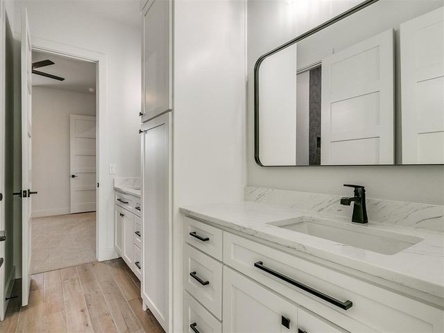 4501 Raymond Lane, Guthrie, OK 73044