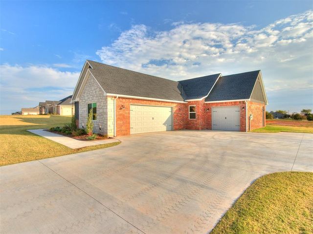 4501 Raymond Lane, Guthrie, OK 73044