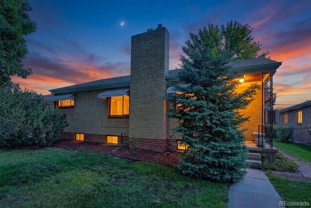 4344 S Acoma Street, Englewood, CO 80110