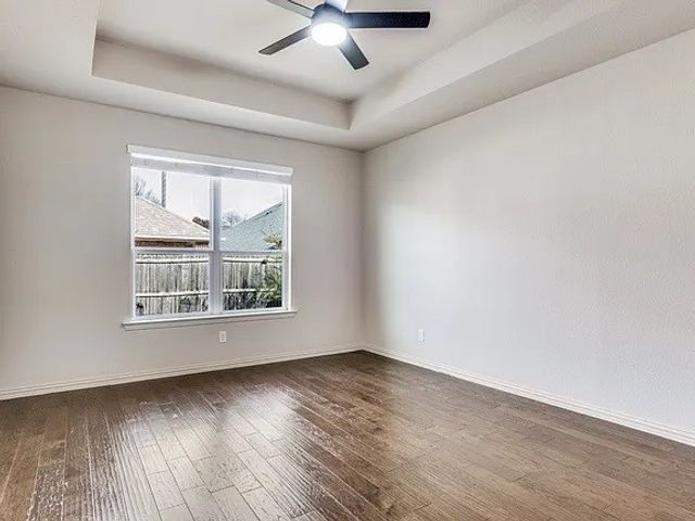 911 Melshire Drive, Garland, TX 75040