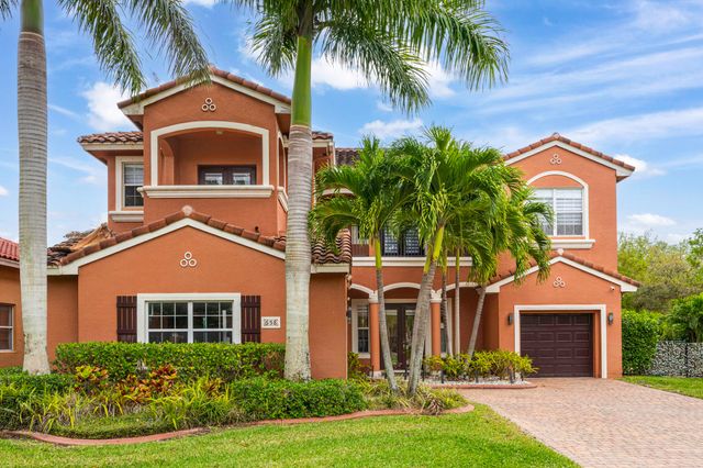 658 Cresta Circle, West Palm Beach, FL 33413