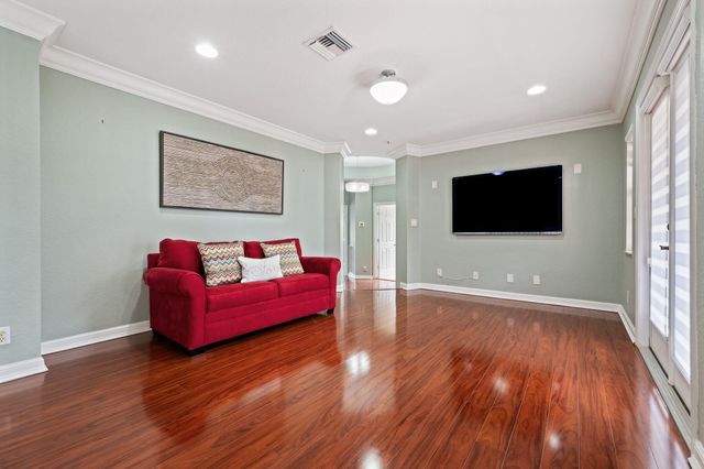 658 Cresta Circle, West Palm Beach, FL 33413