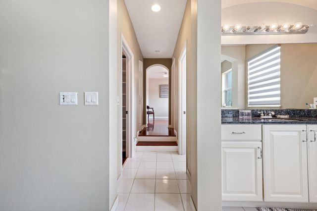 658 Cresta Circle, West Palm Beach, FL 33413