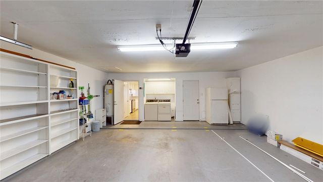 830 Cliff Dr 18, Portland, TX 78374