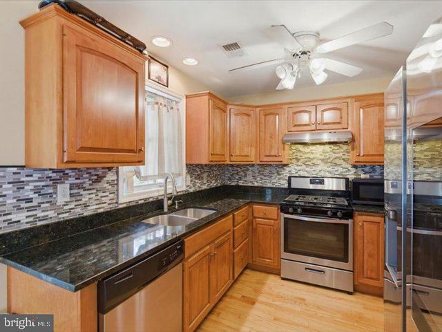 2861 PORTOBELLO CT, Waldorf, MD 20603