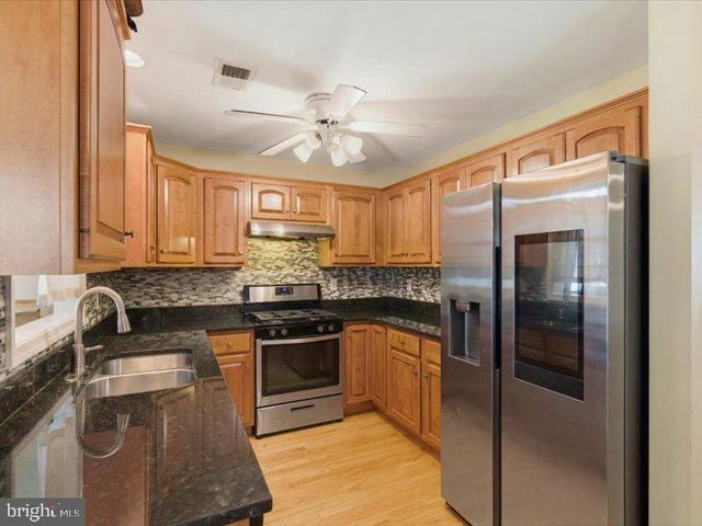2861 PORTOBELLO CT, Waldorf, MD 20603