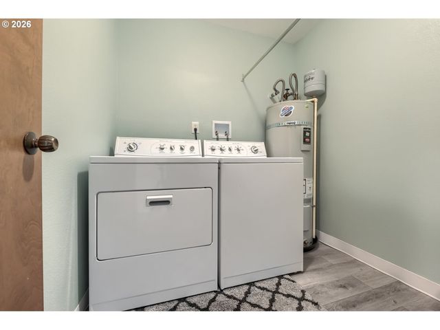 10290 Sw HIGHLAND Dr, Portland, OR 97224