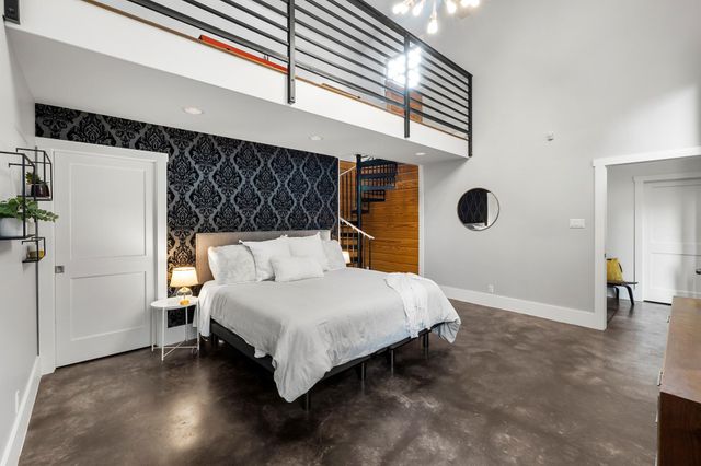 2800 Cherry LN, Austin, TX 78703