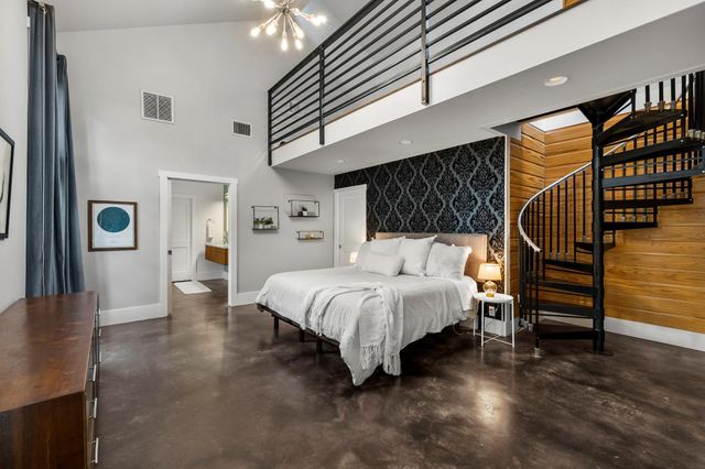 2800 Cherry LN, Austin, TX 78703