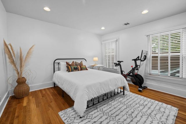 2800 Cherry LN, Austin, TX 78703