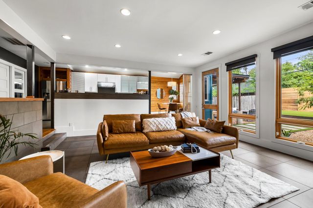 2800 Cherry LN, Austin, TX 78703