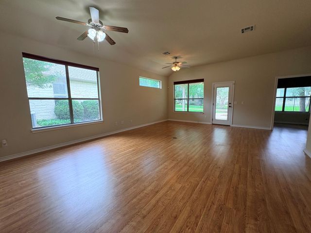 715 Enchanted Rock TRL, Georgetown, TX 78633