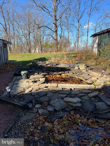 40 N FILEYS RD, Dillsburg, PA 17019