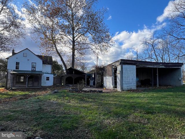 40 N FILEYS RD, Dillsburg, PA 17019