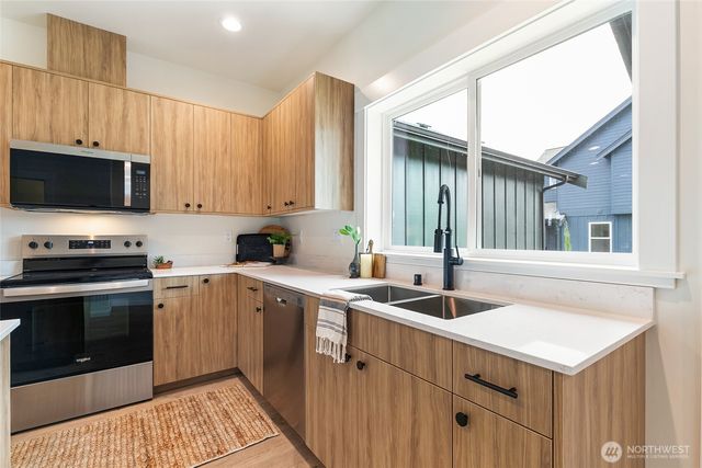 4228 Melrose Lane, Bellingham, WA 98226