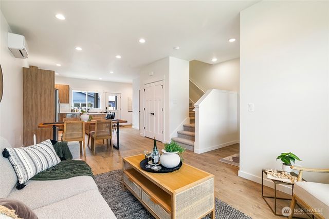 4228 Melrose Lane, Bellingham, WA 98226