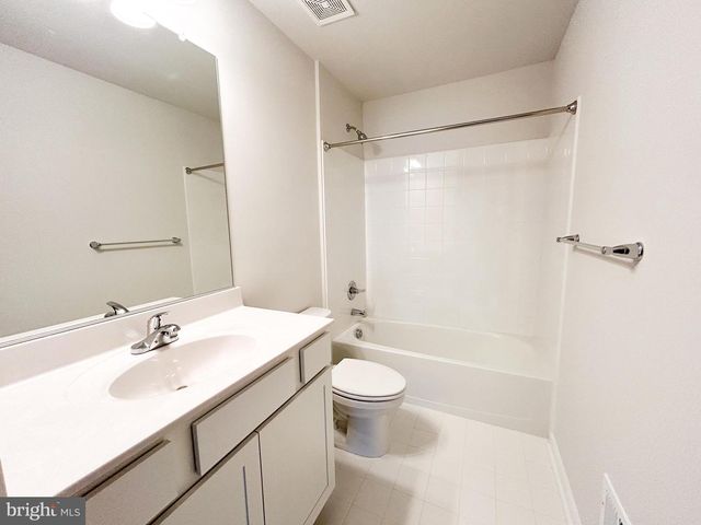 11521 BEACON HILL CT, Swan Point, MD 20645