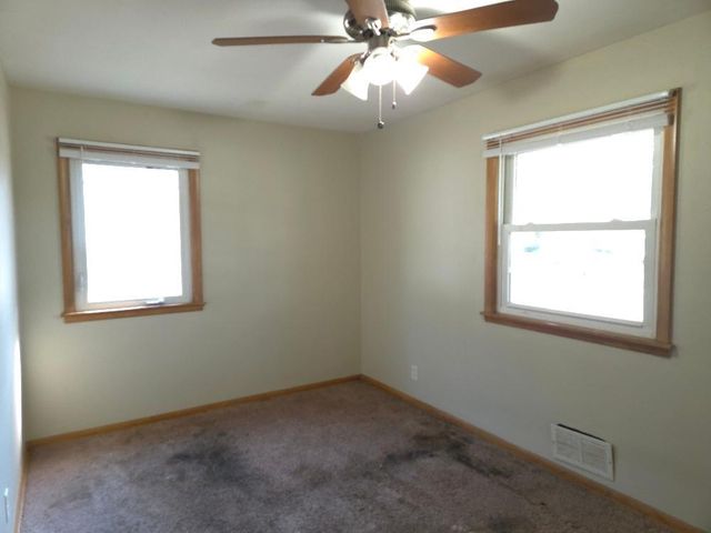 2744 Matilda Street, Roseville, MN 55113