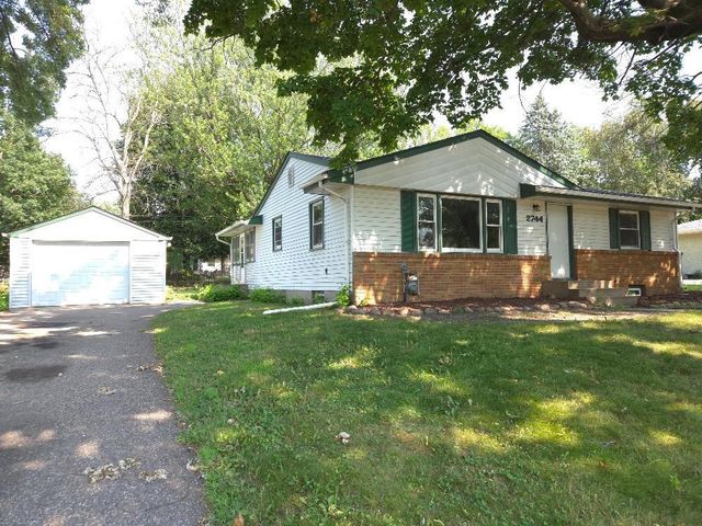 2744 Matilda Street, Roseville, MN 55113