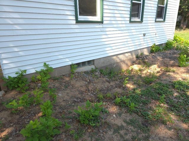 2744 Matilda Street, Roseville, MN 55113