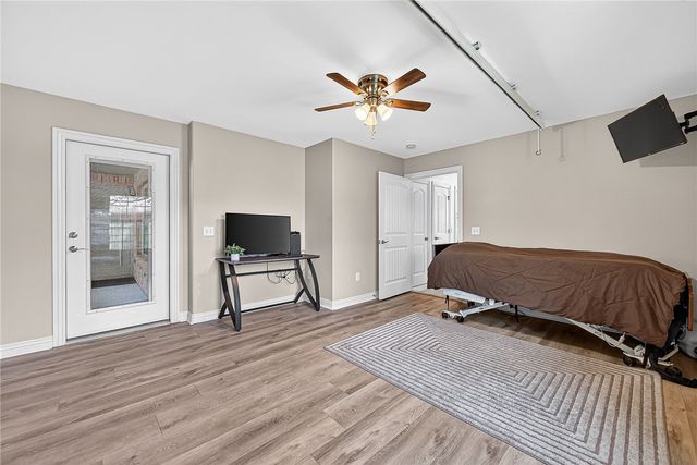 1806 Sandpiper Avenue, Lowell, AR 72745
