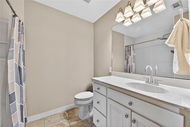1806 Sandpiper Avenue, Lowell, AR 72745