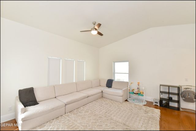 1857 RALPH JANES Place, El Paso, TX 79936