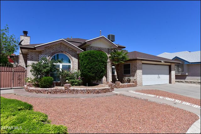 1857 RALPH JANES Place, El Paso, TX 79936