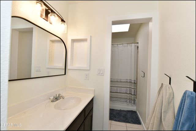 1857 RALPH JANES Place, El Paso, TX 79936