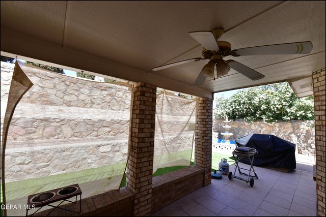 1857 RALPH JANES Place, El Paso, TX 79936